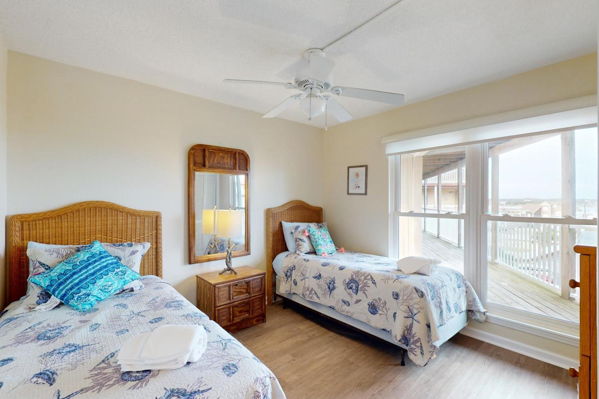 Topsail Dunes North Topsail Beach Rum bild